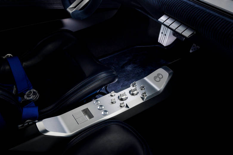 Renault-8-Gordini-Concept-3.jpg