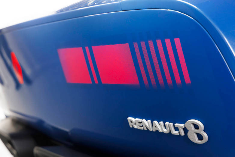 Renault-8-Gordini-Concept-8.jpg