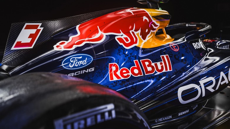 Oracle_Red_Bull_Racing_Red Bull Ford Powertrains_05.jpg