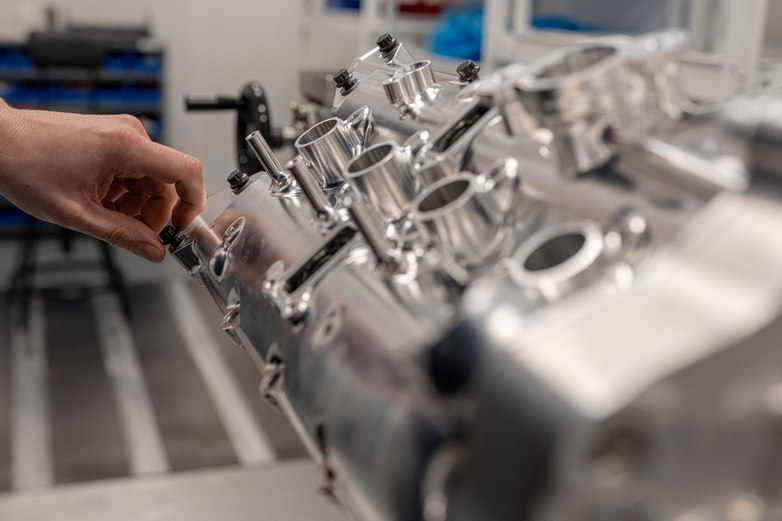 2026_Ford_Hypercar_Engine_Build_Valve_Cover_2.jpg