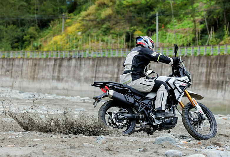 CYCLONE RX2 125 (3).jpg